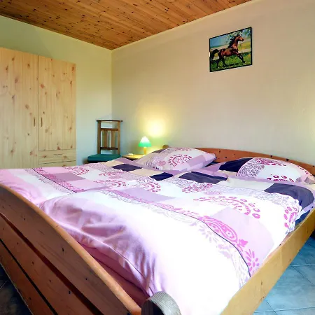 Ferienhaus La Phillace 10 *